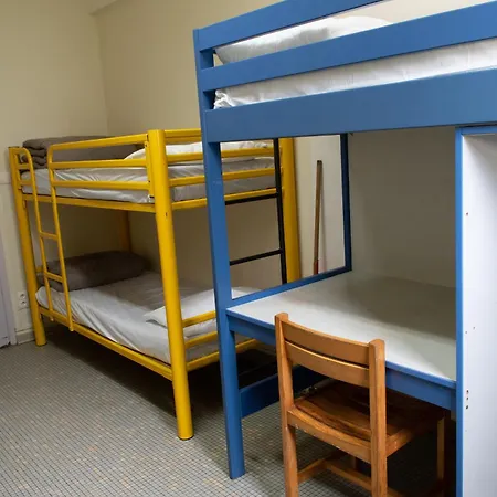 Hi Hostel Πουατιέ