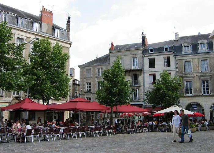 Hi Хостел Пуатьє